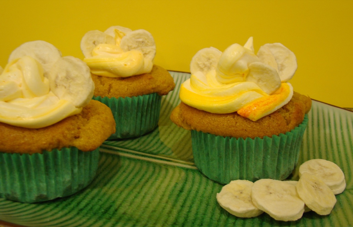 Banana cupcakes