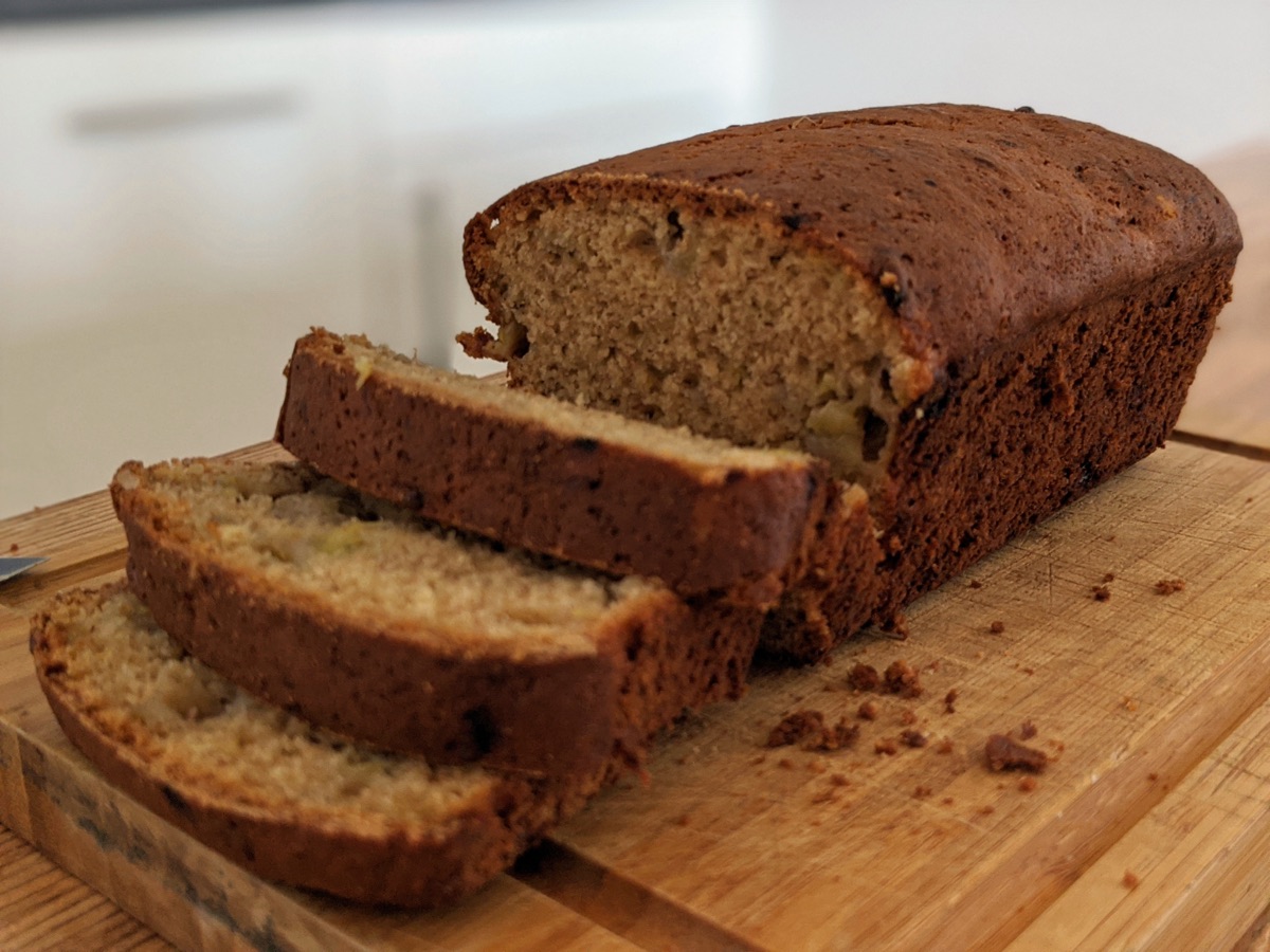 Classic banana bread