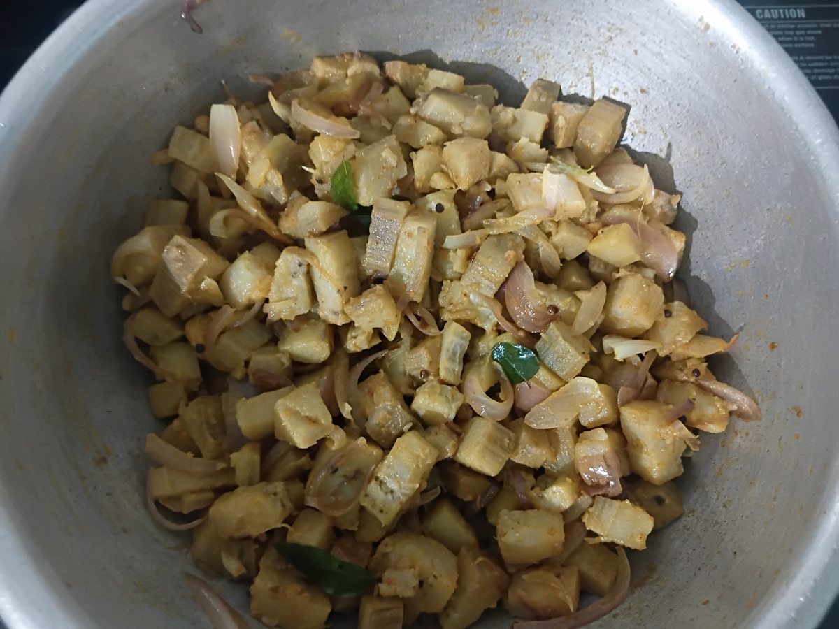 Raw banana stir-fry (vazhakkai poriyal)
