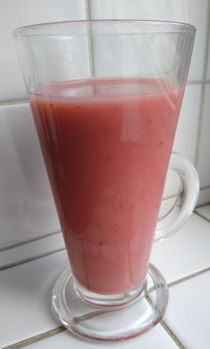 Strawberry banana smoothie