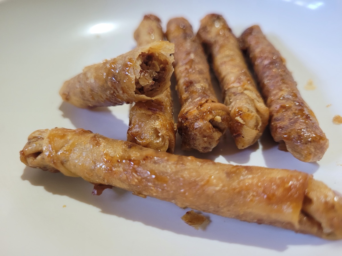 Turon (banana lumpia)
